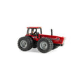 1:64 International 6588 2+2 Tractor