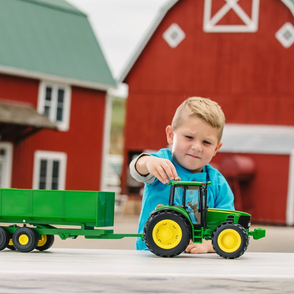 1/16 John Deere Tractor with Dump Wagon, Big Farm