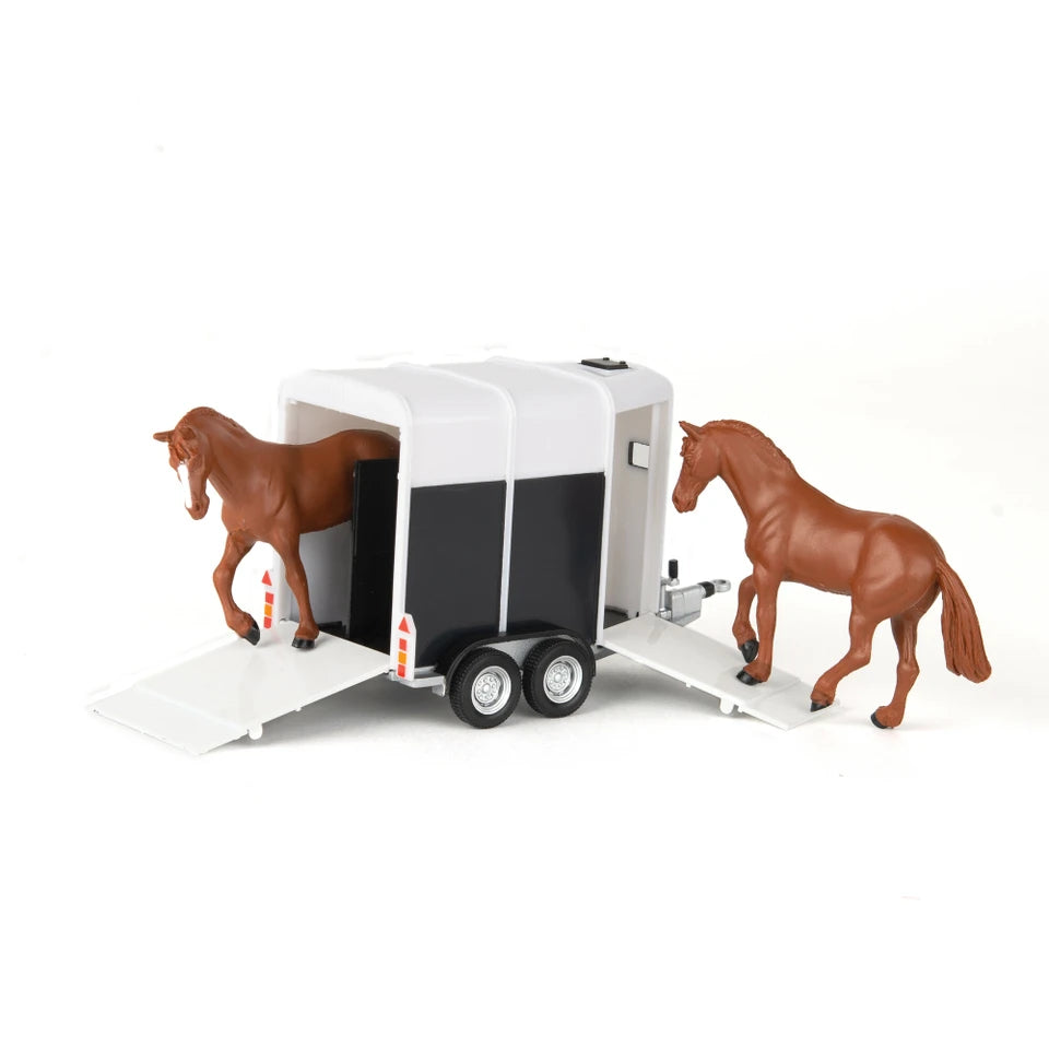1:32 Scale Weathered Barn – 13 Piece Farm Playset