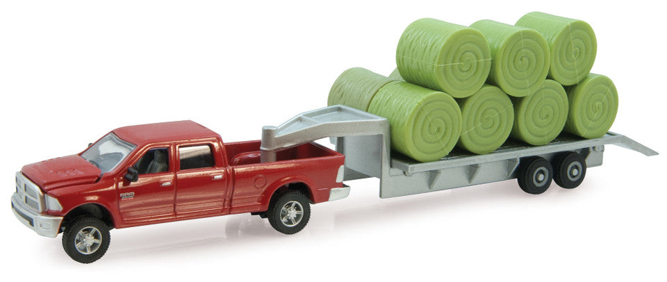 1:64 Case IH Scale Dodge Pickup with Trailer & Bales